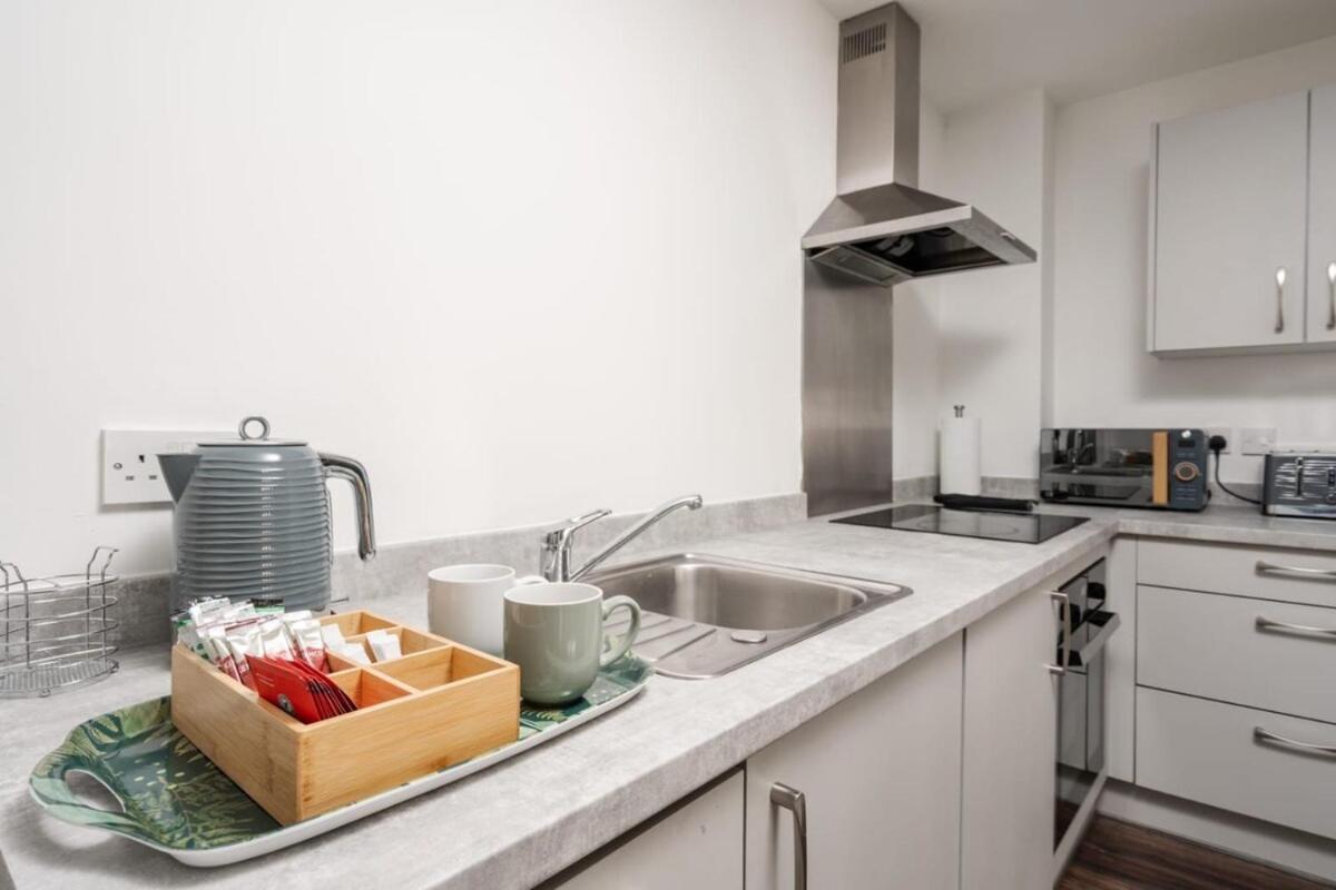 L1 Stay, Netflix & Prime Location,workspace Apartment Liverpool